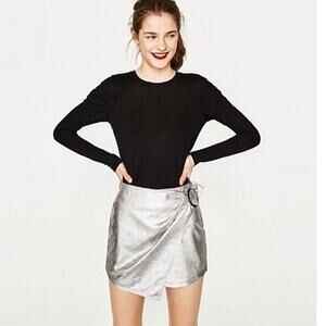 Zara Metallic Silver Wrap Buckle Skirt Y2K Party Mini Skirt Size Medium